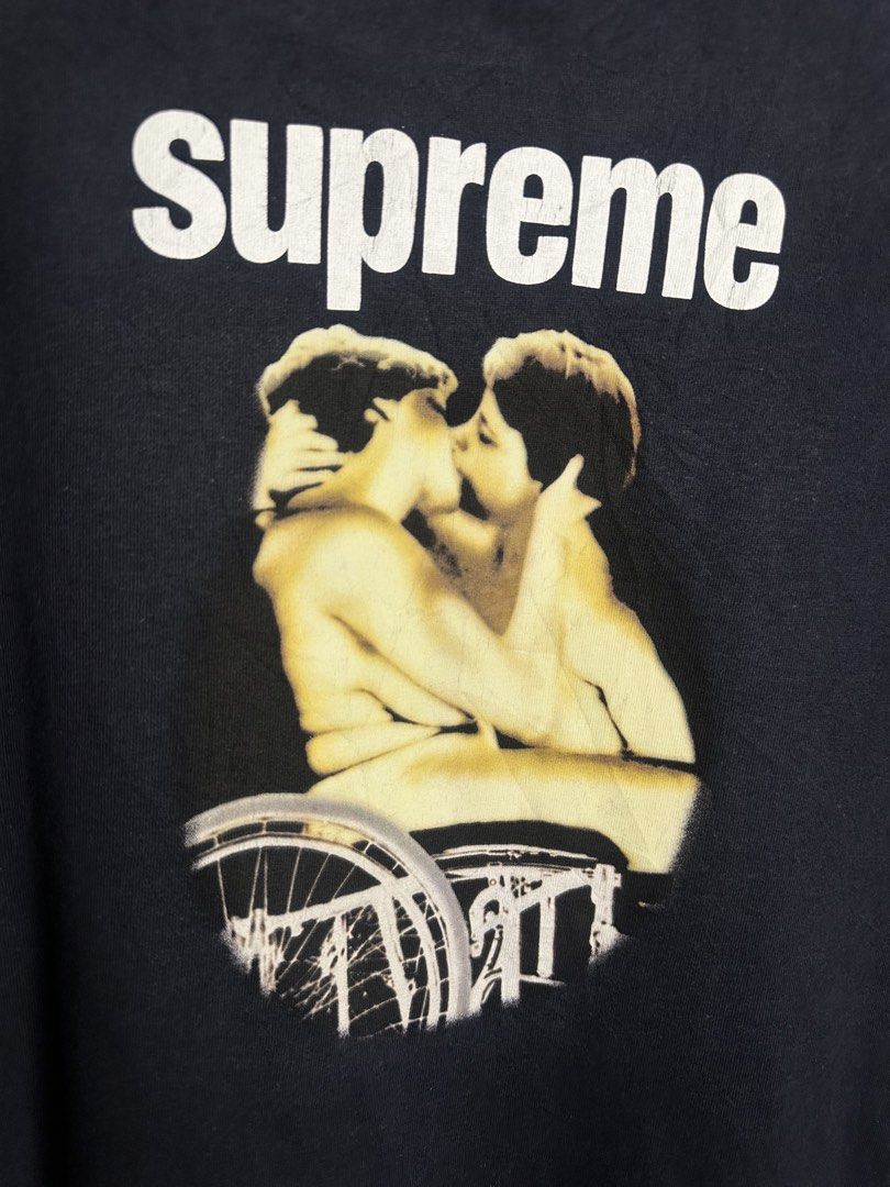 Supreme Kiss Tee (Category: Tshirts & Polo Shirts ) located in Marikina City. Submitted by swiftsian (Listing ID 1467930924, Image 2). Description: Authentic Supreme Kiss Tee (Navy Blue) - Size: Large (23.5x30) - Issue: On print - Manage your expectations. Some issues may not be seen or indicated. - Color may vary due to lighting Shipping: Lalamove/J&T .
