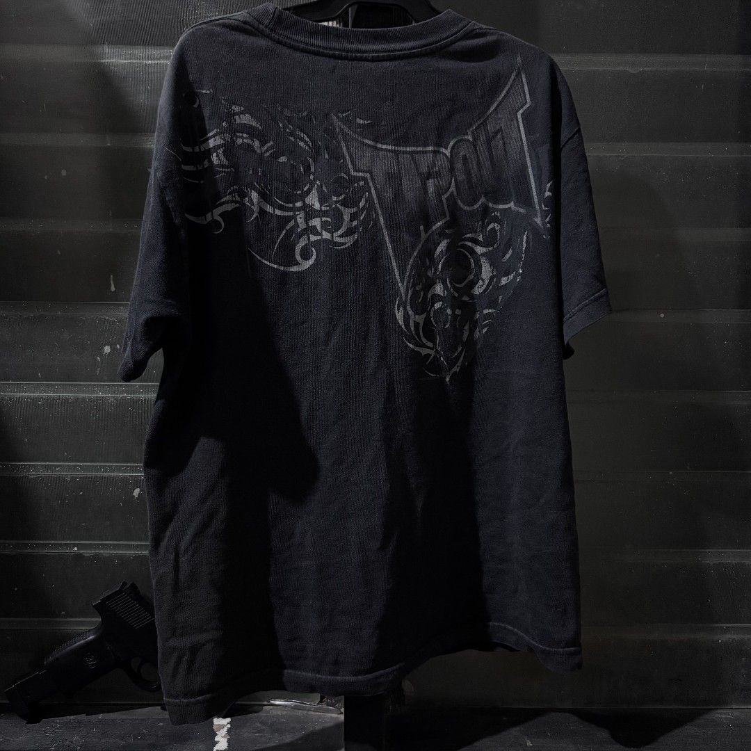 tapout graphic shirt (Category: Tshirts & Polo Shirts ) located in Caloocan City. Submitted by paucomputer (Listing ID 1467862529, Image 2). Description: slightly negotiable pinhole 19x24.