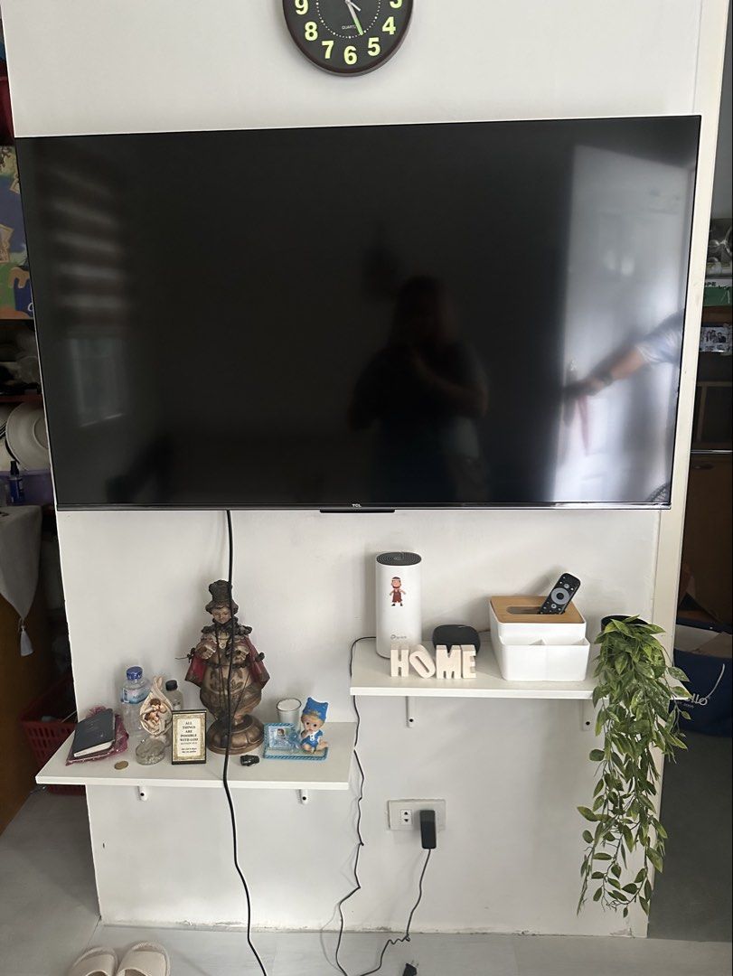 TCL 50 Inch 4K UHD Google TV (Category: TV) located in Manila. Submitted by kriziaaguillon (Listing ID 1461766366, Image 3). Description: - TCL 50-inch 4K UHD TV - Built-in Google TV for smart features - Wide Color Gamut (WCG) for vibrant colors - 120Hz Game Accelerator for smooth gaming - Dolby Vision and Dolby Atmos for immersive viewing - MEMC technology for fluid motion - AMD FreeSync for tear-free gaming - HDMI 2.1 support - 2nd hand w/ wall
