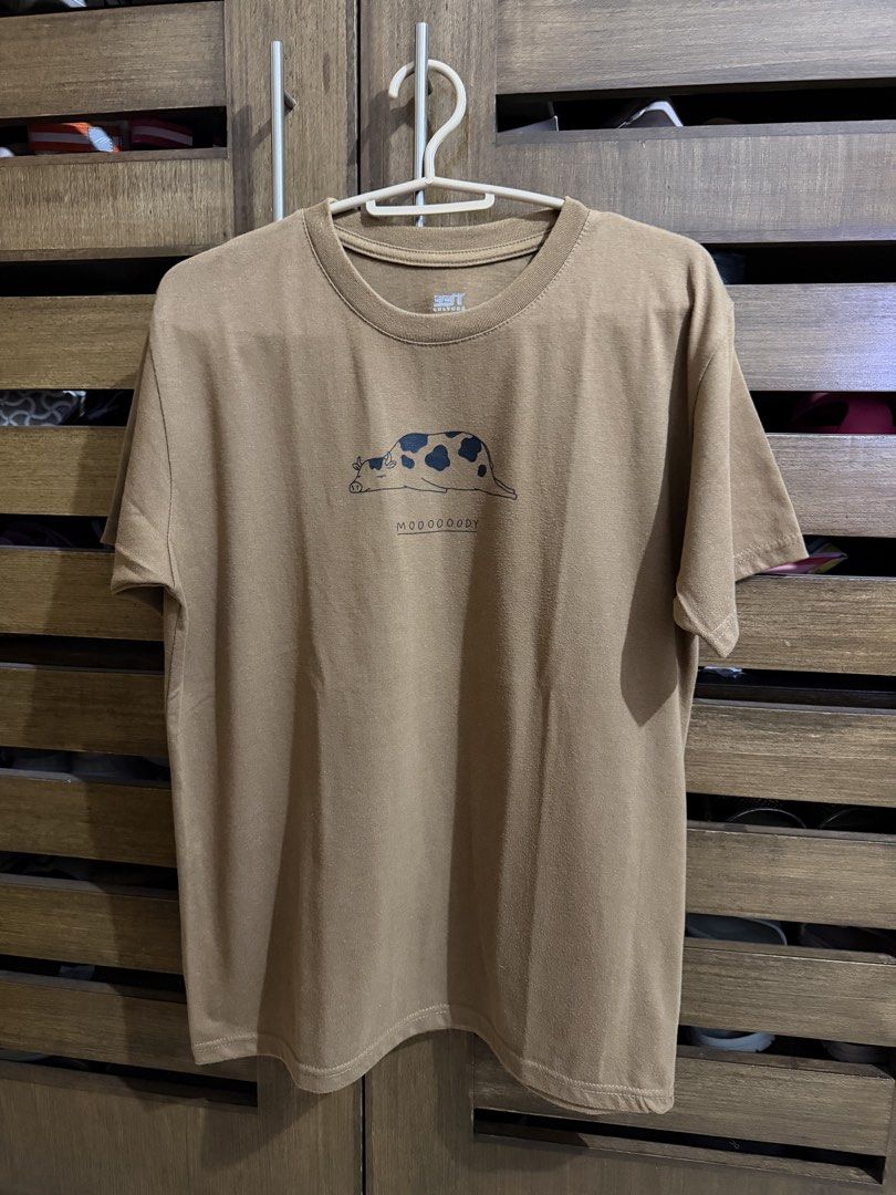 Tee Culture Tshirt Brown (Category: Shirts) located in Hermosa. Submitted by laviajeraph (Listing ID 1468055323, Image 1). Description: .