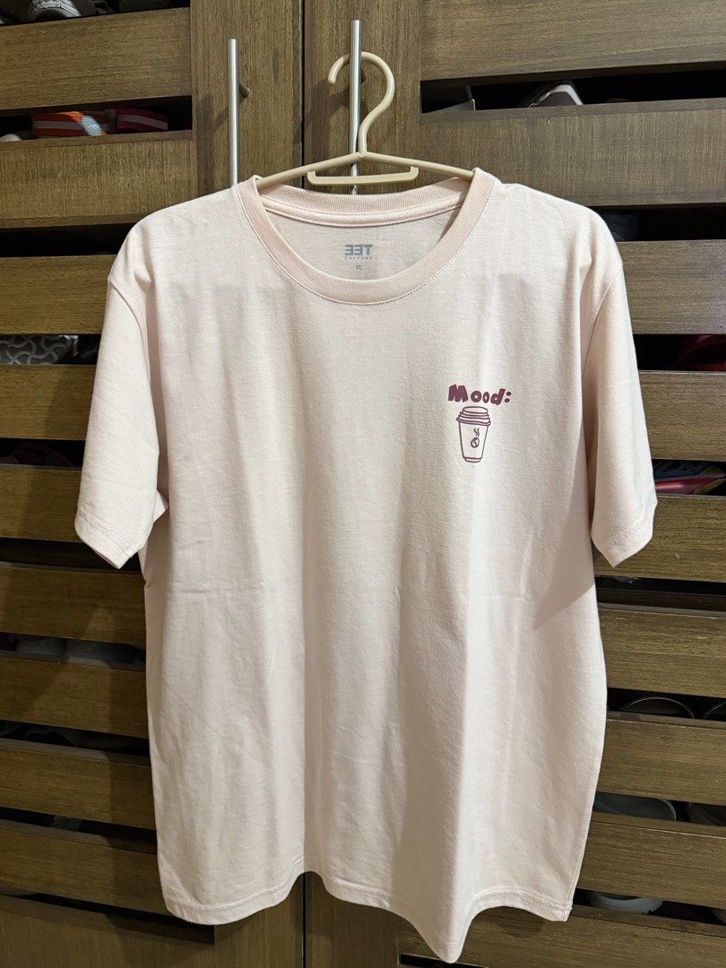 Tee Culture Tshirt Mood (Category: Blouses) located in Hermosa. Submitted by laviajeraph (Listing ID 1468055556, Image 1). Description: .