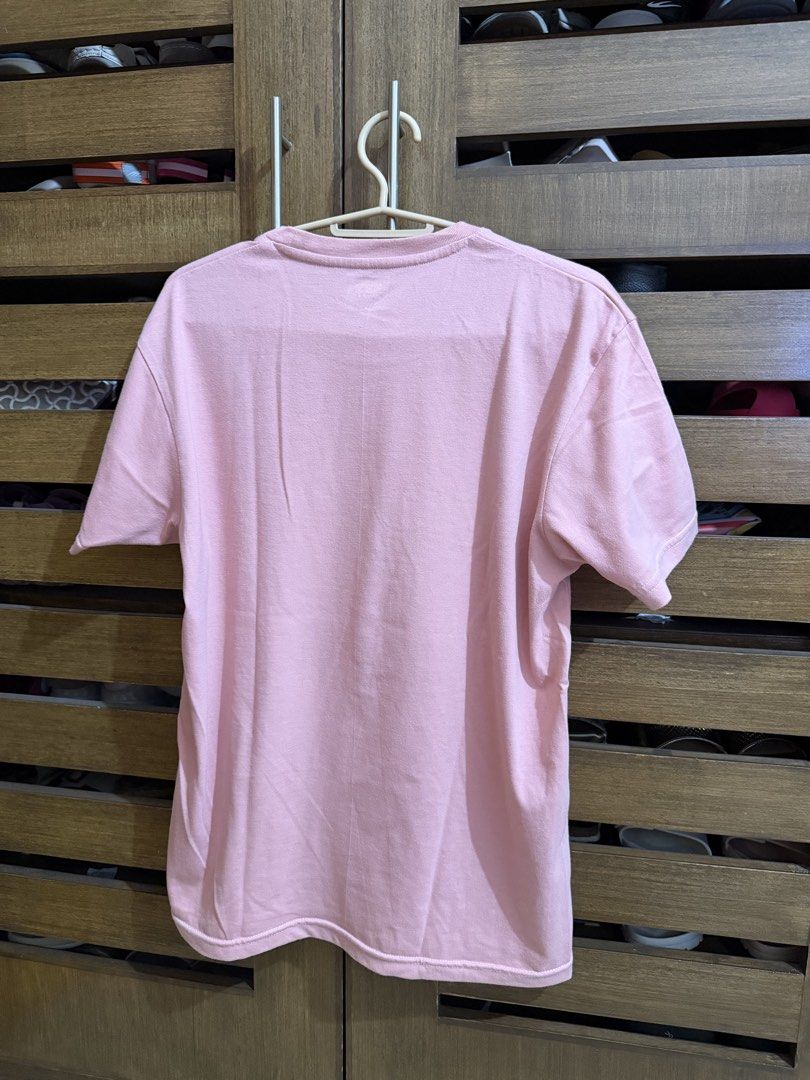 Tee Culture Tshirt Pink (Category: Shirts) located in Hermosa. Submitted by laviajeraph (Listing ID 1468055615, Image 2). Description: .