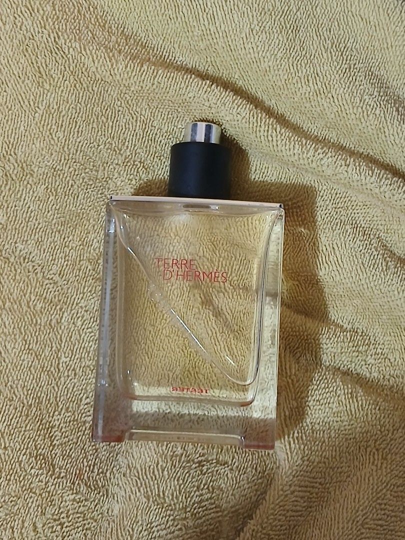 TERRE D HERMÉS (Category: Fragrance & Deodorants) located in Tarlac. Submitted by jcg_06 (Listing ID 1467855779, Image 2). Description: Terre De Hermes Tester From DXB Top notes: Orange and Grapefruit.