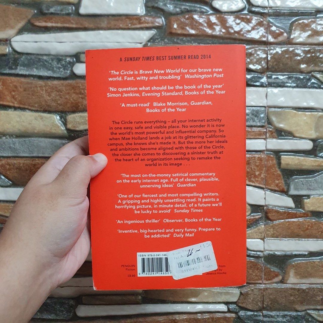 The Circle by Dave Eggers Paperback (Category: Storybooks) located in San Pedro. Submitted by rainyydayy (Listing ID 1467934953, Image 2). Description: - Title: The Circle - Author: Dave Eggers - Publisher: Penguin Fiction - Format: Paperback - ISBN: 978-0-241-14650-7 - Cover: Vibrant orange design with intact spine - Condition: Good, pages have slight yellowing along the edges from age.