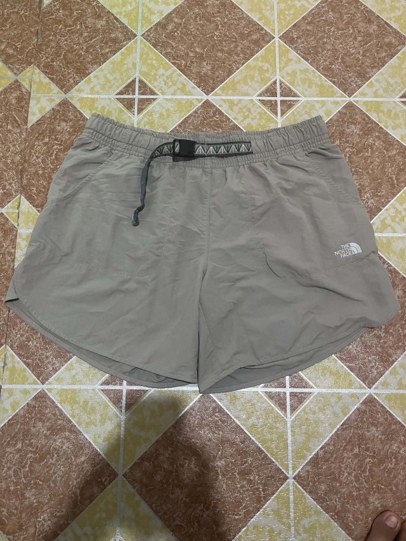 The north face long men class v outdoor (Category: Swim Trunks & Board Shorts) located in Gapan. Submitted by skyries20 (Listing ID 1467973366, Image 3). Description: 30-34 widtvh excellent condition 9,8 colorate nueba ecija loc.
