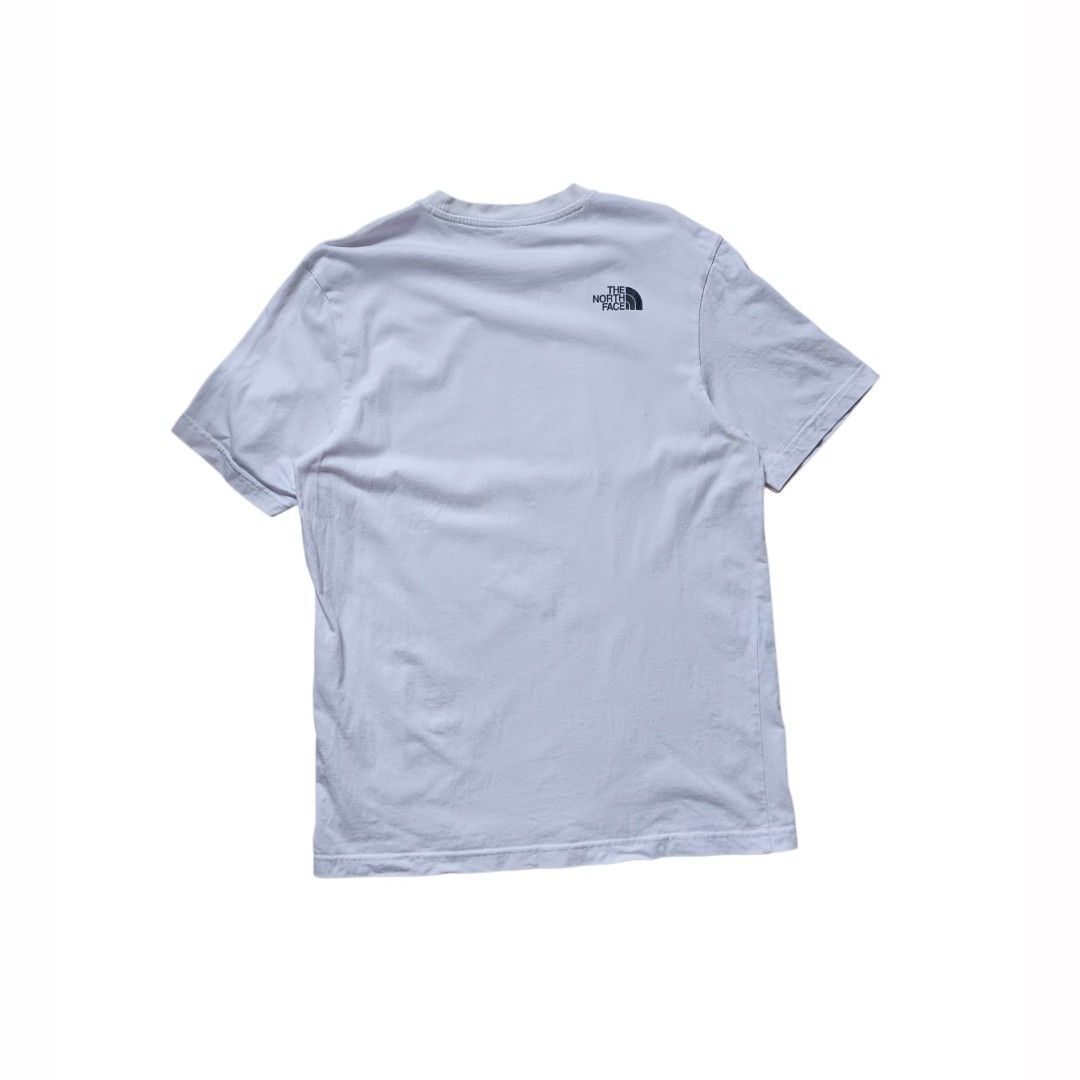 The North face white shirt (Category: Formal Shirts) located in Davao. Submitted by jeff_thrifts (Listing ID 1467851850, Image 2). Description: excellent condition dm if interested.