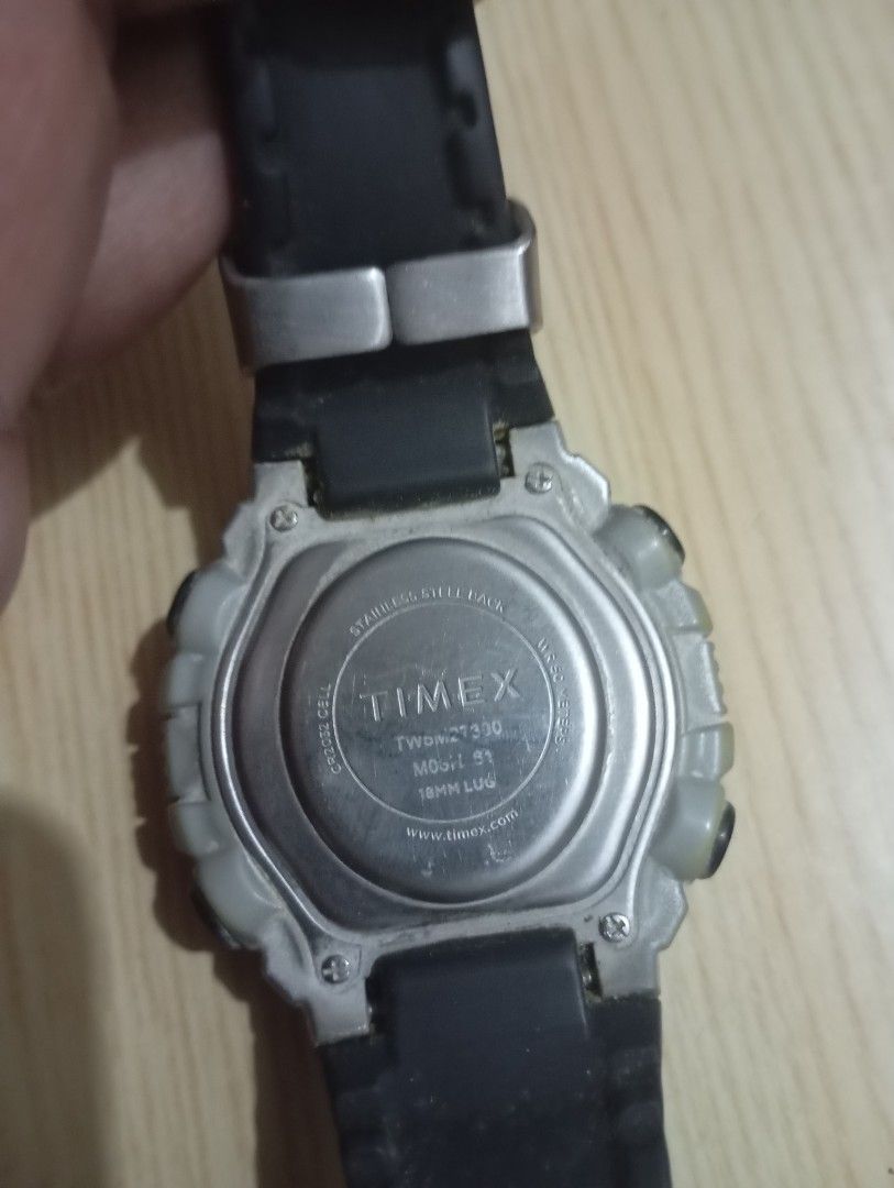 Timex (Category: Men's Watches) located in Las Pinas. Submitted by quick_deals_great_finds2 (Listing ID 1468044506, Image 3). Description: Original good working condition Big size.