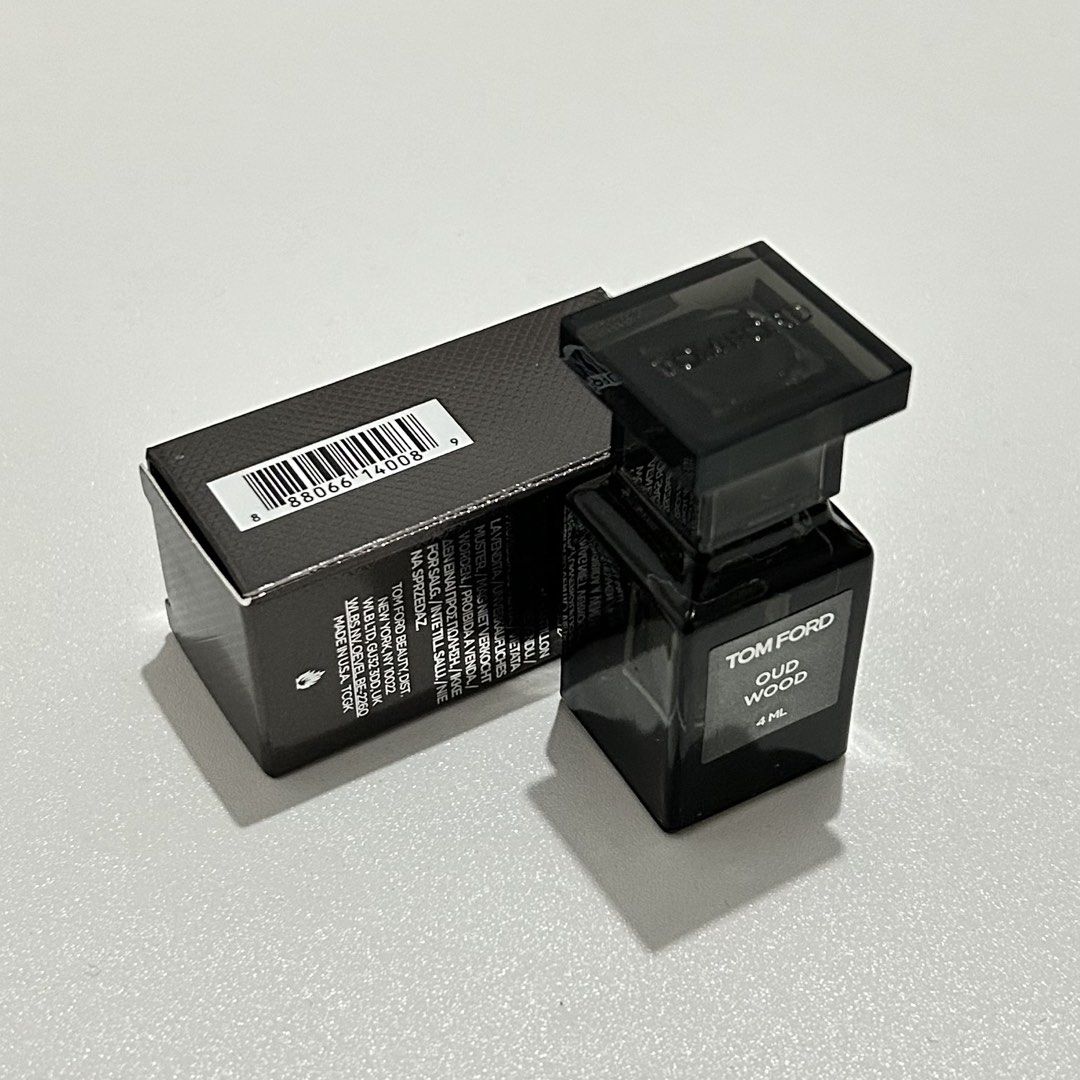Tom Ford Oud Wood Eau De Parfum 4ml Mini Perfume (Category: Fragrance & Deodorants) located in Caloocan City. Submitted by krystalcreep (Listing ID 1468004470, Image 2). Description: - Authentic Tom Ford Oud Wood Eau de Parfum - Volume: 4ml (ideal for travel, pocket, or testing) - Rich and woody fragrance profile - Condition: Brand new and unused (box opened only for photo-taking) - Includes original outer box packaging as seen in photos.