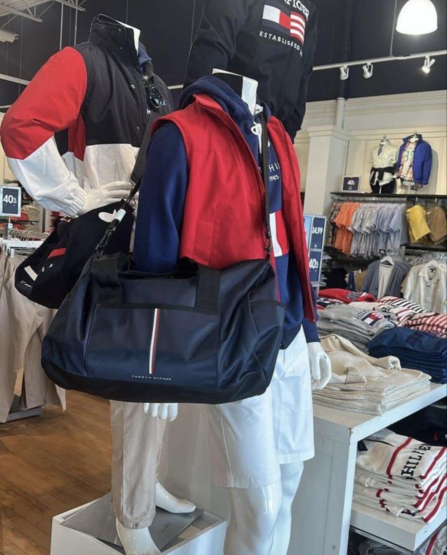 Tommy Hilfiger Duffle Bag Large (Category: Sling Bags) located in Caloocan City. Submitted by rsreciorph (Listing ID 1467946698, Image 1). Description: .