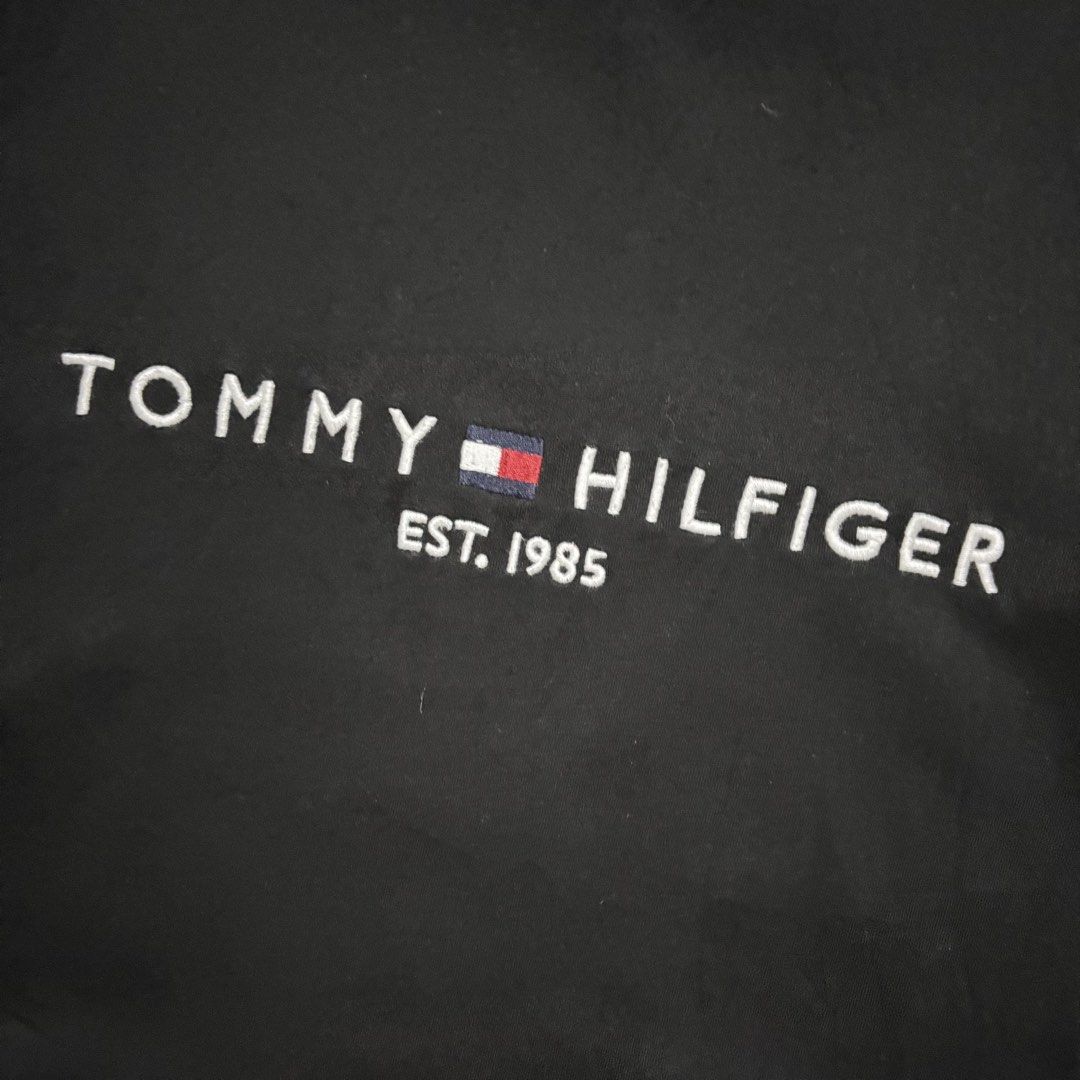 TOMMY HILFIGER EMBROID SCRIPT SHIRT (Category: Tshirts & Polo Shirts ) located in Taytay. Submitted by dwinsapparel (Listing ID 1467941015, Image 2). Description: TOMMY HILFIGER EMBROID SCRIPT SHIRT W-21 L-28.5 EXCELLENT CONDITION NEED WASH COMPLETE TAGS.