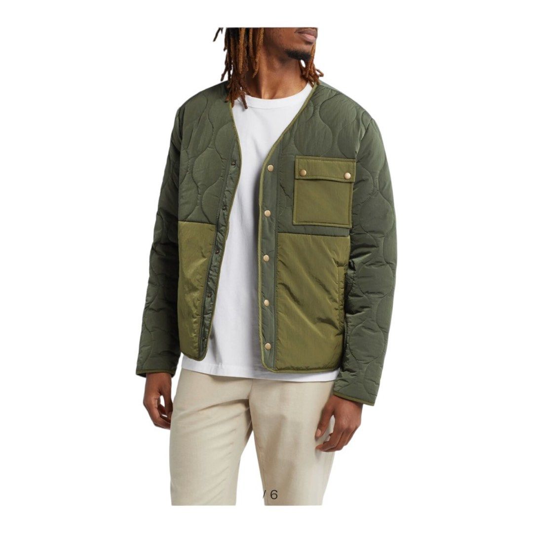 Topman Mixed Media Quilted Liner Bomber Jacker (Category: Coats, Jackets and Outerwear) located in Mandaluyong City. Submitted by fellas_ph (Listing ID 1467936910, Image 1). Description: Excellent condition No issues Size M 22.5" Width 26.5" Length 19" Shoulders 25.5" Sleeve Length.