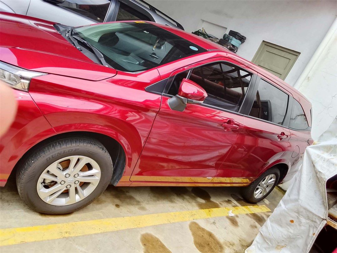 Toyota Avanza 1.3 E CVT Auto (Category: Used Cars) located in Caloocan City. Submitted by gcGMZ (Listing ID 1467867952, Image 1). Description: low mileage 7 seater.