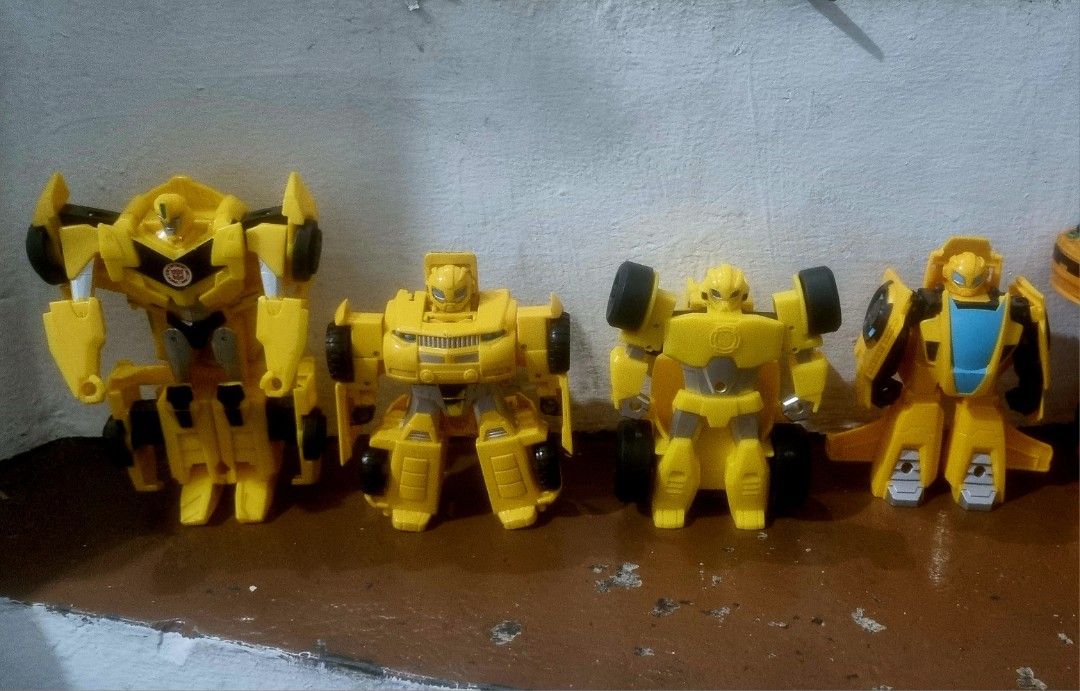 Transformers bumblebee (Category: Action & Battle Toys) located in Paranaque City. Submitted by fdc_cashmoney (Listing ID 1467970384, Image 1). Description: transformers bumblebee hasbro 250 each 750 for the set location bacoor cavite .