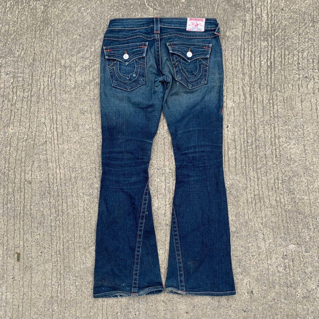 TRUE RELIGION FLARED PANTS (Category: Maternity wear) located in Cagayan de Oro. Submitted by mysticdolphin.62c23a (Listing ID 1467922703, Image 1). Description: TRUE RELIGION FLARED PANTS EXCELLENT 30-ACTUAL DIMES 39*5LENGTH 9*5OPENING HEM.