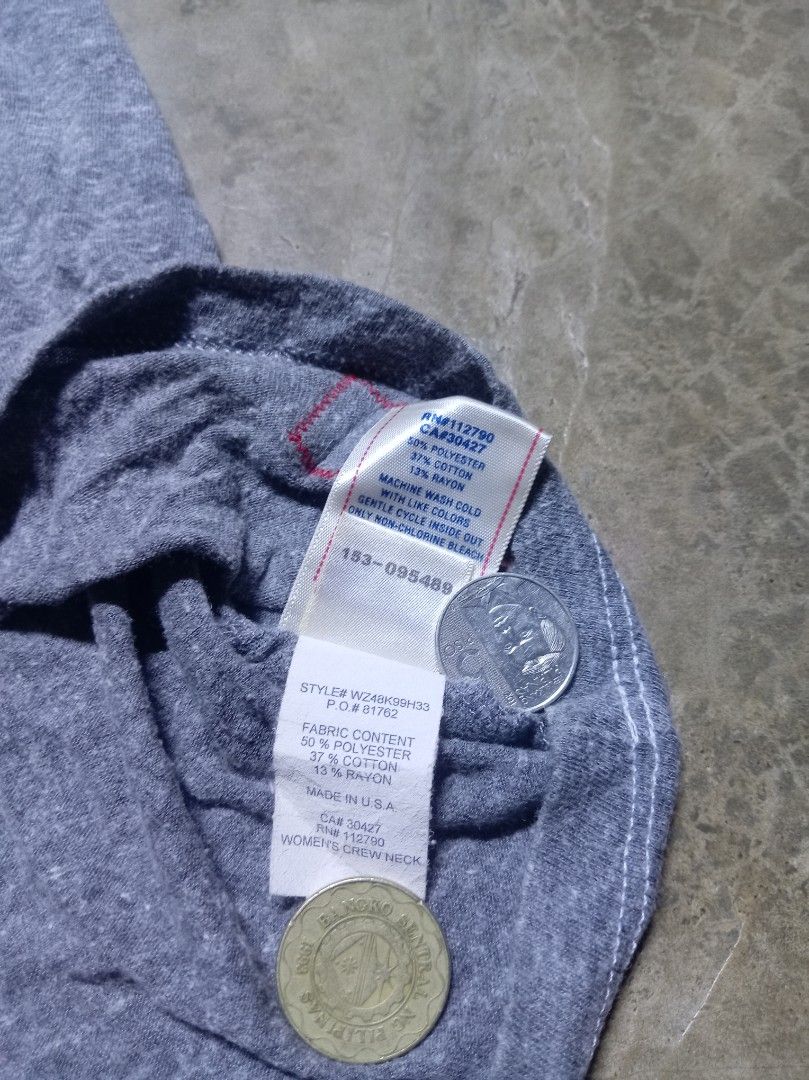 True religion tops (Category: Activewear) located in Sindangan. Submitted by barak_ukay (Listing ID 1467987536, Image 3). Description: Good condition No issue.