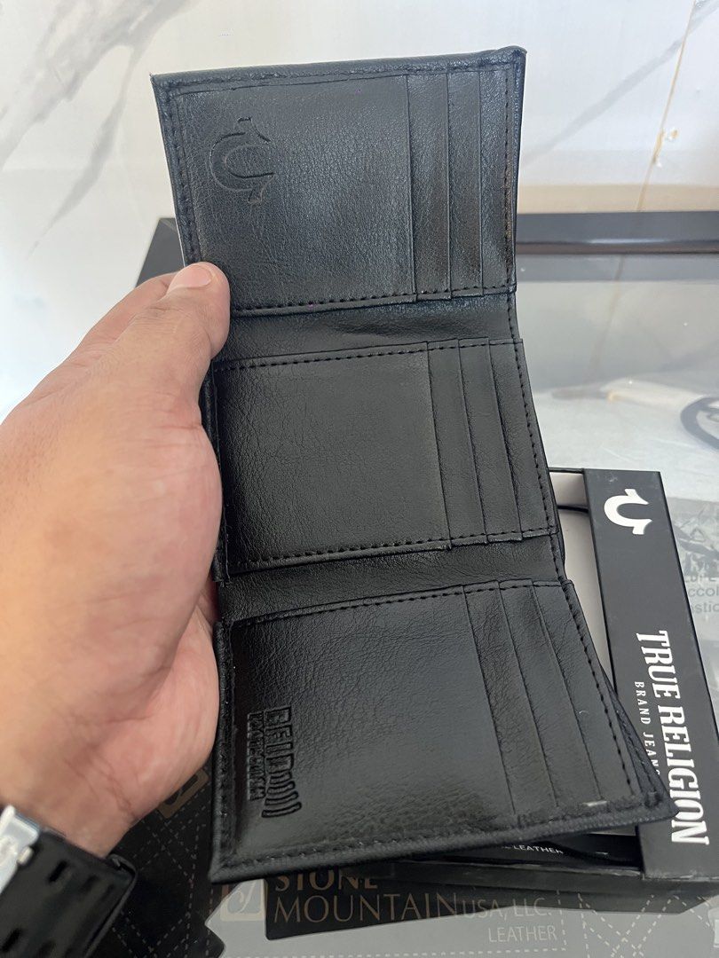 True Religion Wallet / Black (Category: Wallets & Card Holders) located in Camalaniugan. Submitted by anarchymonopoly052128 (Listing ID 1467866640, Image 2). Description: .
