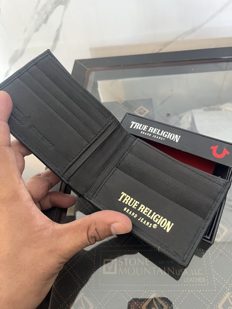 True Religion Wallet /Black (Category: Wallets & Card Holders) located in Camalaniugan. Submitted by anarchymonopoly052128 (Listing ID 1467866449, Image 3). Description: .
