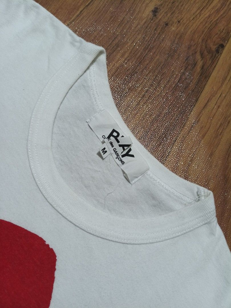 Tshirt (Category: Activewear) located in Valencia. Submitted by castilloukay_372f09 (Listing ID 1467965633, Image 3). Description: .
