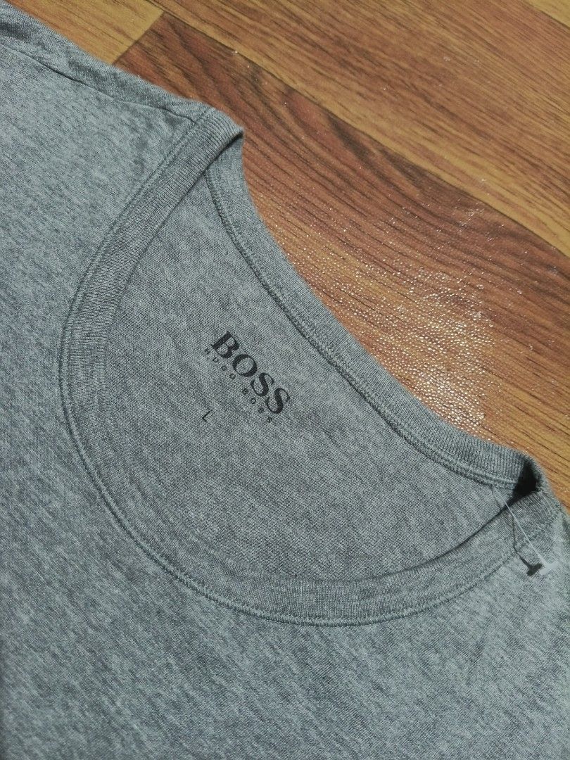 Tshirt (Category: Activewear) located in Valencia. Submitted by castilloukay_372f09 (Listing ID 1467967347, Image 3). Description: .