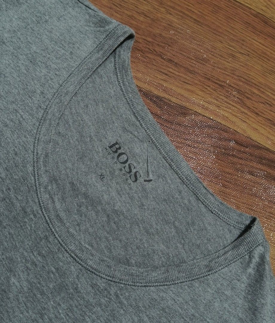 Tshirt (Category: Activewear) located in Valencia. Submitted by castilloukay_372f09 (Listing ID 1467967561, Image 3). Description: .