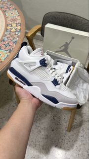 (Category: ) located in . Submitted by cendol_sneakers (Listing ID 1467840585, Image 1). Description: .