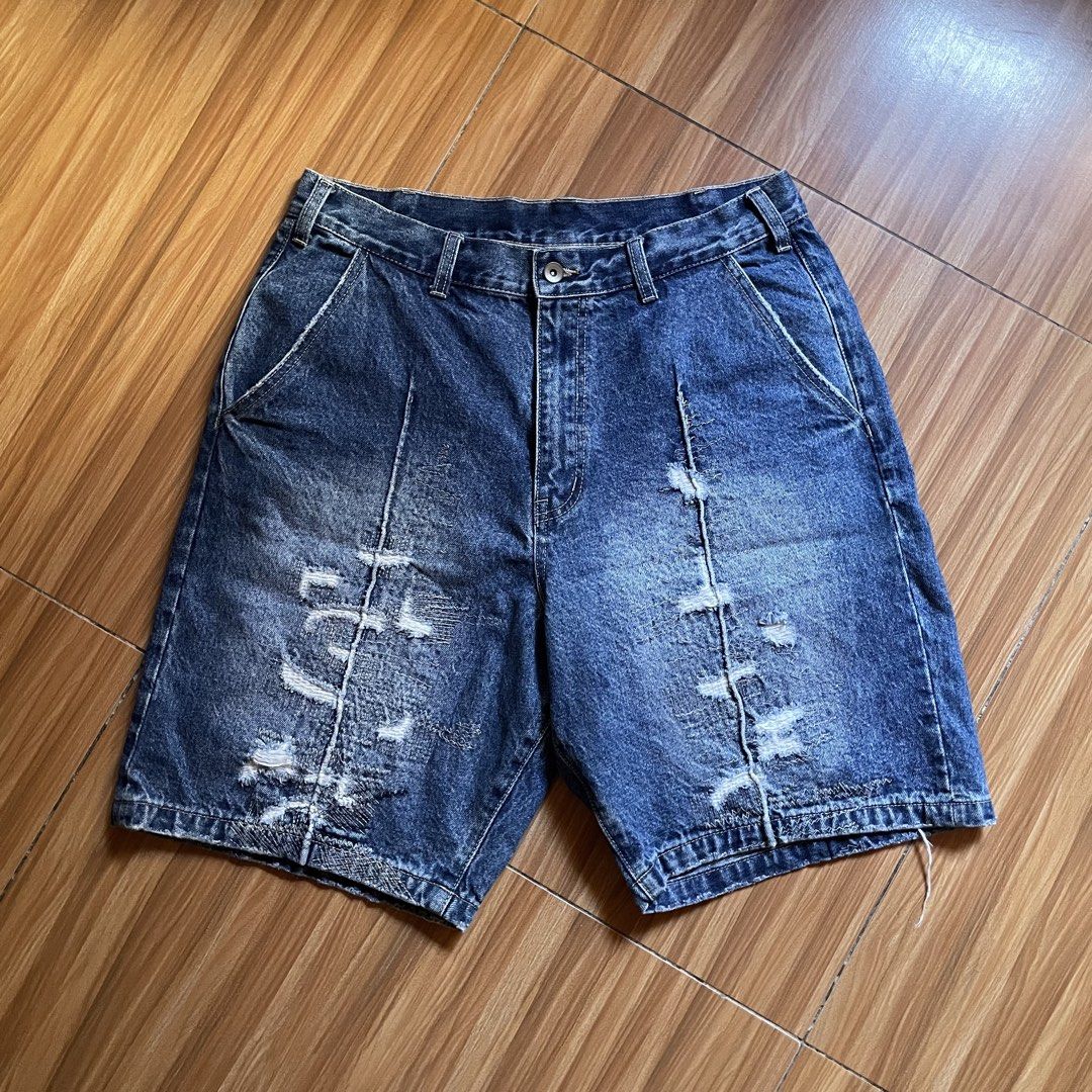 UNBENT Handmade Distressed Denim Shorts (Category: Shorts) located in General Mariano Alvarez. Submitted by 4117_thriftnthrive (Listing ID 1467988902, Image 1). Description: In excellent condition No flaws Measurements Waistline: 32-34 Length: 22” Leg hole: 12” .