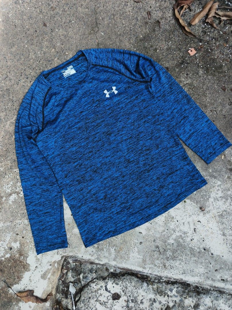 Under Armour Compression (Category: Activewear) located in Trento. Submitted by renanteblanco113 (Listing ID 1467846844, Image 1). Description: Under Armour Compression Dimes: 19x26 as new condition Color rate: 10/10 "color may vary due to lighting outdoor" no issue.