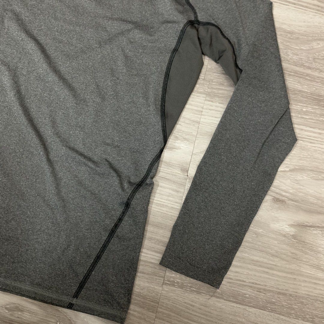 Under armour compression (Category: Activewear) located in Cavite. Submitted by yobubsss (Listing ID 1468044412, Image 3). Description: Size XL 18-23w 26L Good condition No issue.