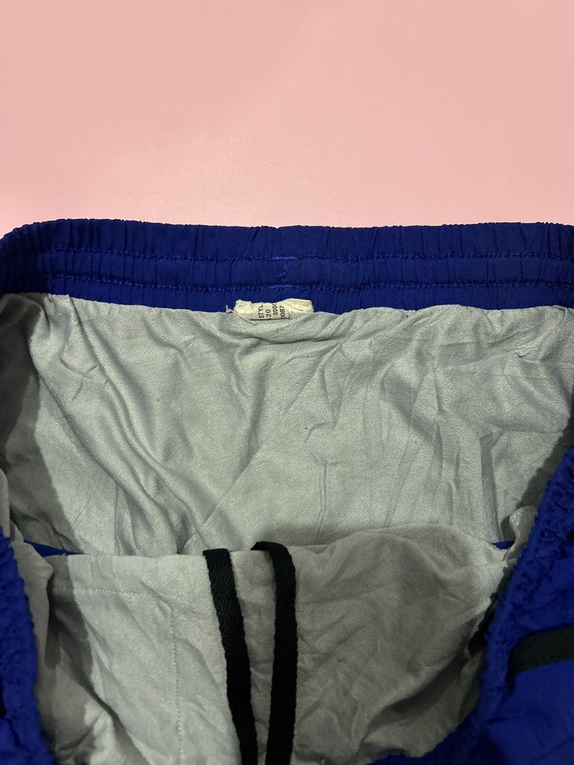 Under Armour Running Short (Category: Activewear) located in Manila. Submitted by chen_clybelles (Listing ID 1467953870, Image 2). Description: .