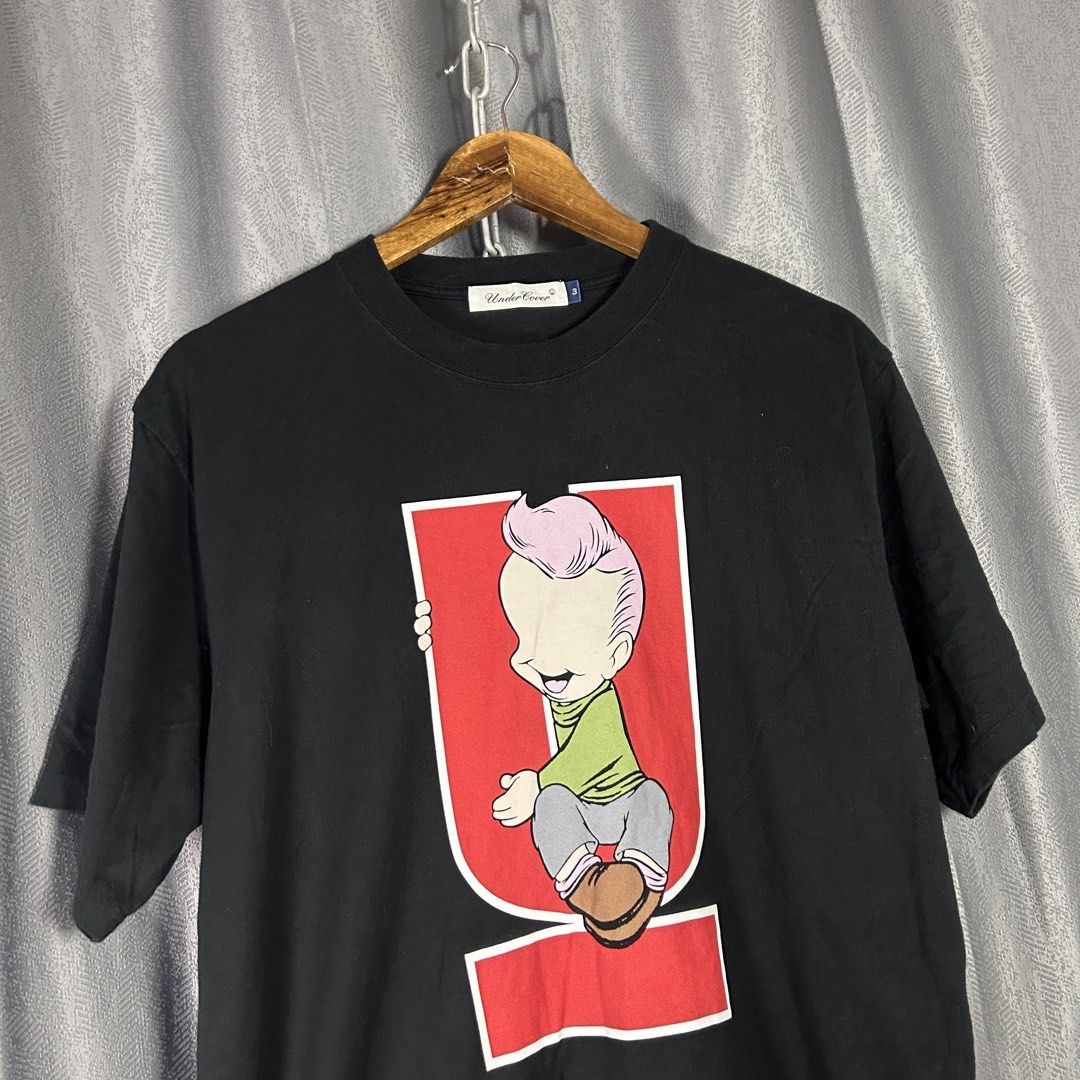 UNDERCOVER - GRAPHIC TSHIRT (Category: Tshirts & Polo Shirts ) located in General Mariano Alvarez. Submitted by manosegunda4117 (Listing ID 1467908228, Image 2). Description: UNDERCOVER - GRAPHIC TSHIRT Size 3 Width - 21 in Length - 29 in Made in Japan Excellent Condition Price : PHP 1,300 + shipping fee 📍GMA, Cavite.