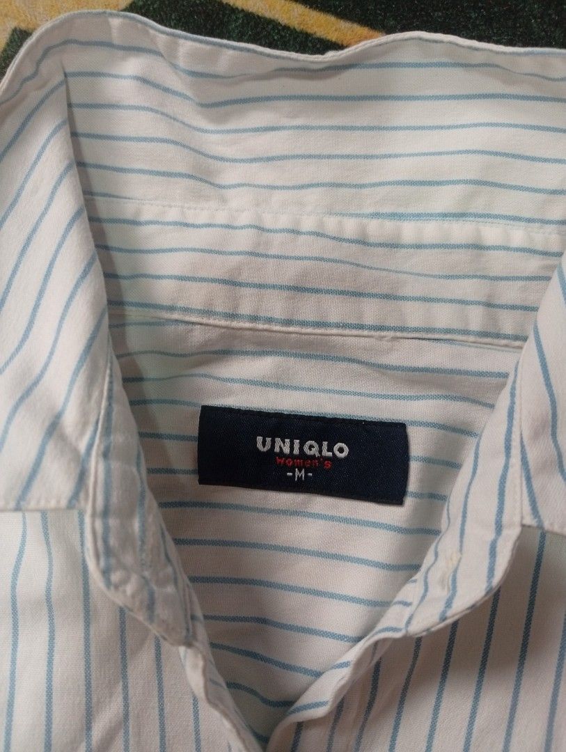 Uniqlo elbow length sleeve polo (Category: Others Tops) located in Santa Maria. Submitted by itsmacmacky (Listing ID 1467998675, Image 3). Description: Brand: Uniqlo Size: M on tag (Women size) Color: Blue / White Style: elbow lenght Sleeve Button-Up Shirt Design: Classic Plaid / Casual Vintage Style, elbow length sleeve.
