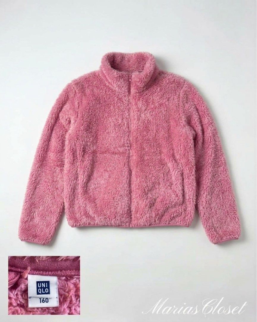 UNIQLO FLEECE JACKET (Category: Coats, Jackets and Outerwear) located in Baguio. Submitted by mariascloset.ph (Listing ID 1467849195, Image 1). Description: S-M WOMENS BEST FITS.