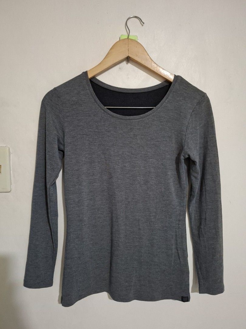 Uniqlo heattech extrawarm M (Category: Longsleeves) located in Subic. Submitted by petitecorner22 (Listing ID 1467847832, Image 1). Description: no more haggling please.