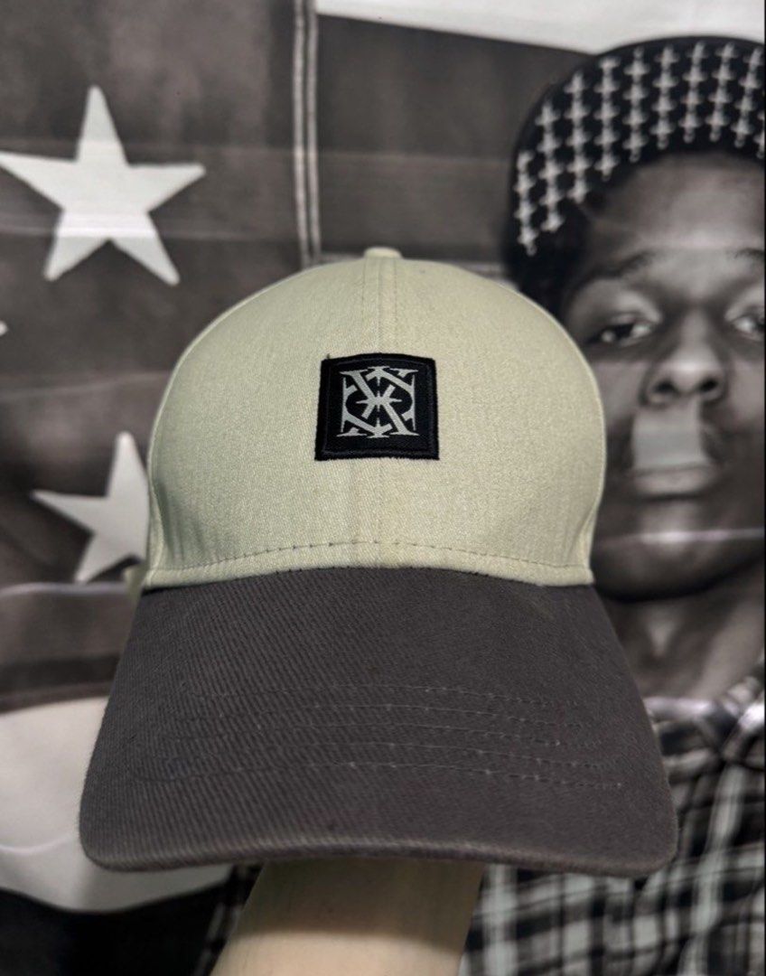 Unisex Oxygn Cap Beige Brown (Category: Caps & Hats) located in Las Pinas. Submitted by ._.peyy (Listing ID 1467925231, Image 1). Description: .