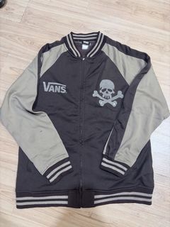 (Category: ) located in . Submitted by liliththrift (Listing ID 1467948625, Image 1). Description: .