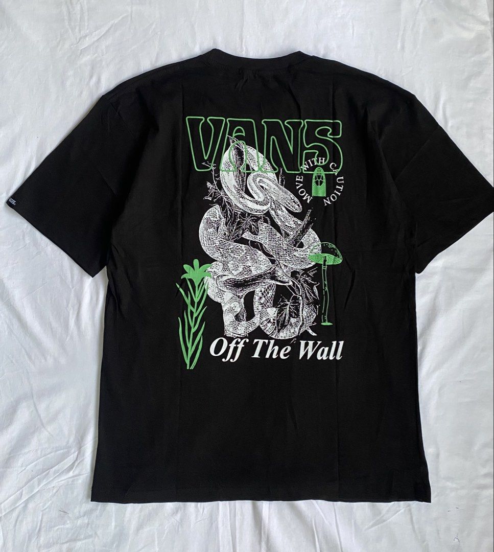Vans Men Shirt (Category: Tshirts & Polo Shirts ) located in Tumauini. Submitted by bihisbyme (Listing ID 1467973554, Image 3). Description: With Individual w.