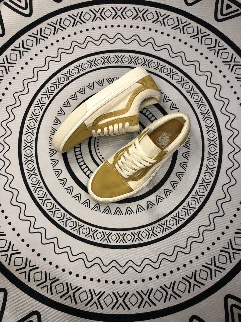 Vans Old Skool ‘Beige Yellow’ 🔥 (Category: Sneakers) located in Quezon City. Submitted by sjts22 (Listing ID 1468003520, Image 2). Description: •Excellent condition •Good as new •Legit .