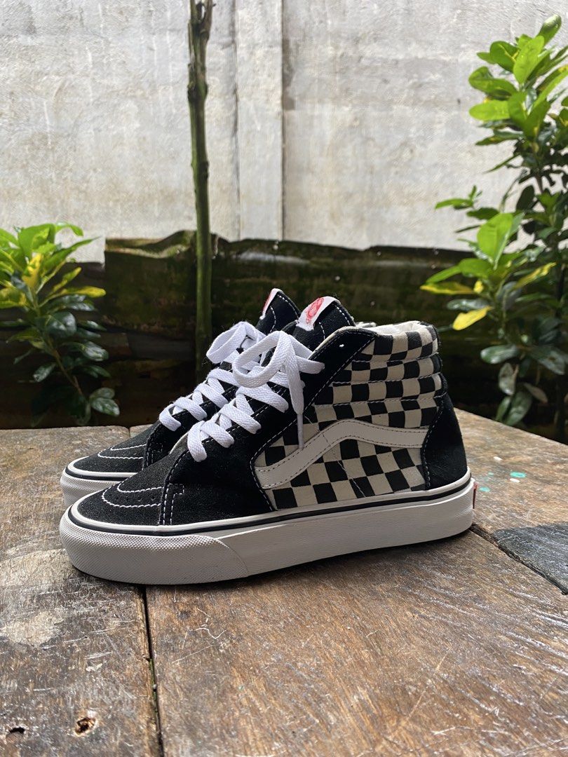 Vans Sk8 hi checkered board (Category: Sneakers) located in Cagwait. Submitted by roundsociety_ph (Listing ID 1467914762, Image 1). Description: .