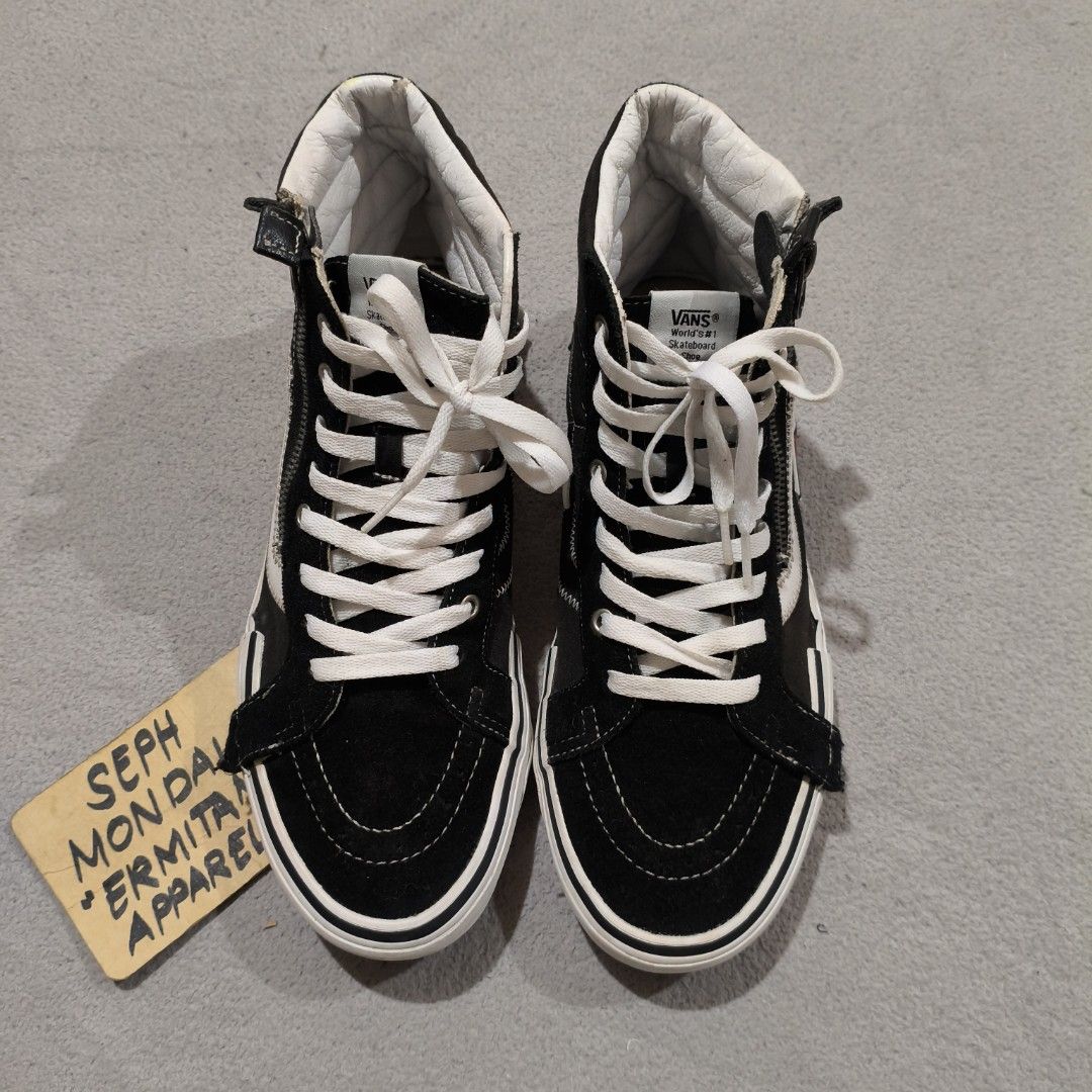 Vans sk8-high shoes (Category: Casual Shoes) located in Calatrava. Submitted by ermitany0 (Listing ID 1467931380, Image 2). Description: Vans shoes Good condition Size: US 10.5 /28.5 CM / US12 women's With minor issues ( see photos ) Location: Negros Occidental PM if interested 📩📩📩📩.