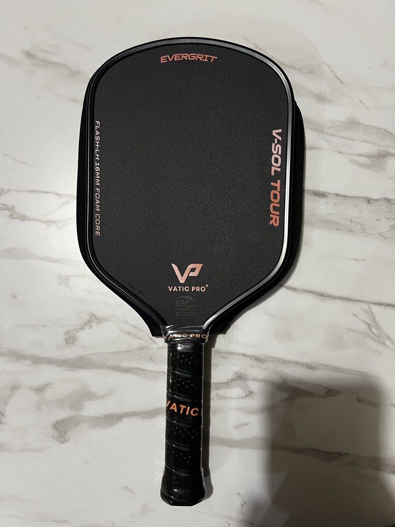 Vatic V-Sol Tour Flash LH (Category: Racket and Ball Sports) located in Manila. Submitted by r1tan (Listing ID 1467942541, Image 1). Description: Vatic V-Sol Tour Flash LH (Hybrid - Long Handle) - Brand new, never used - Evergrit durable grit - Free paddle cover and overgrip - Free SF within Metro Manila, can do 50/50 split LBC COD if outside RFS: Change of mind.