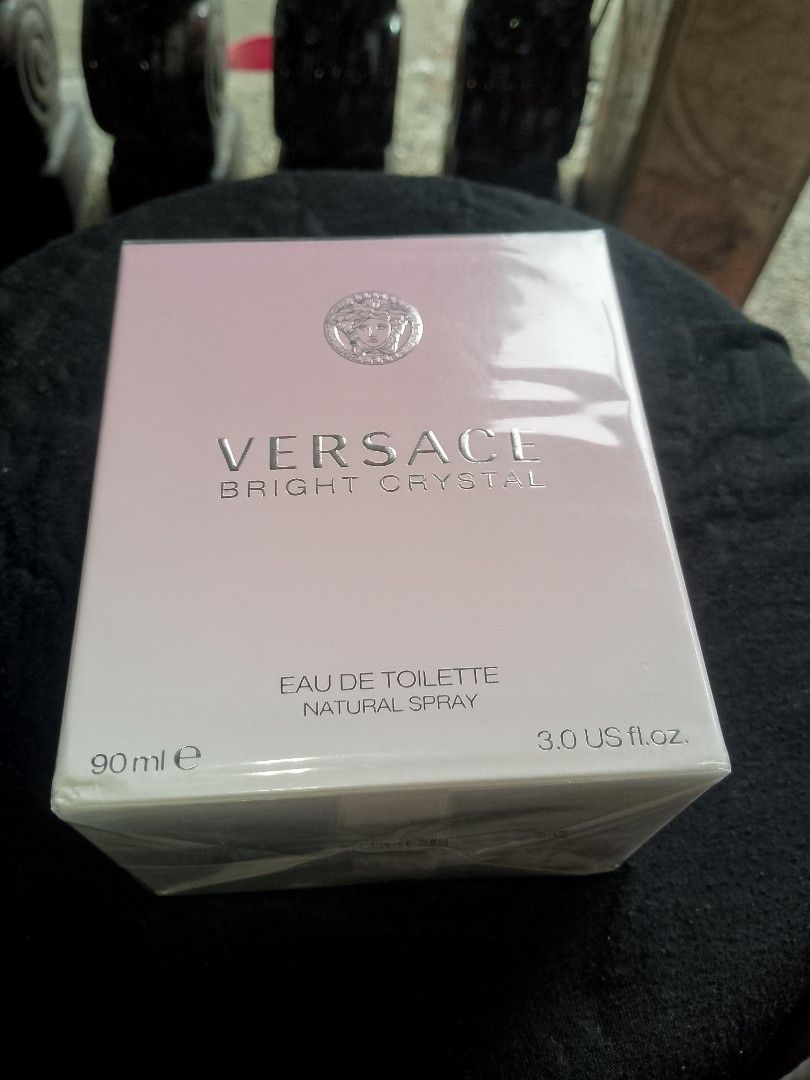 Versace bright crystal (Category: Fragrance & Deodorants) located in Quezon City. Submitted by aciertobenzs (Listing ID 1468050841, Image 3). Description: brandnew vercase eau de tolette women purfume.
