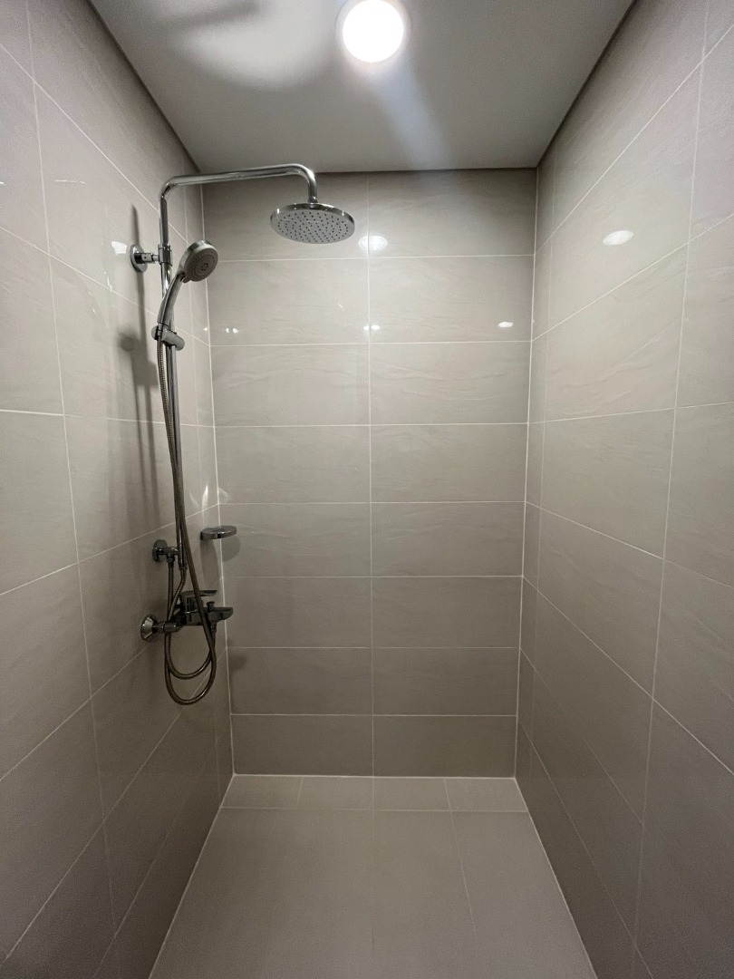 (Category: ) located in . Submitted by ea_gramansrealty (Listing ID 1467848318, Image 1). Description: .