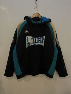 (Category: ) located in . Submitted by thriftniking (Listing ID 1467993308, Image 1). Description: .