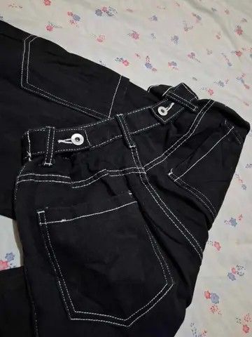 Vintage Baggy Jeans (Category: Jeans) located in Cordova. Submitted by mielvic (Listing ID 1467982941, Image 3). Description: .