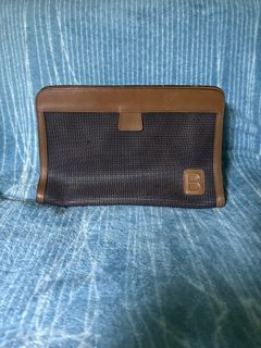 (Category: ) located in . Submitted by thriftxgoods (Listing ID 1467891580, Image 1). Description: .
