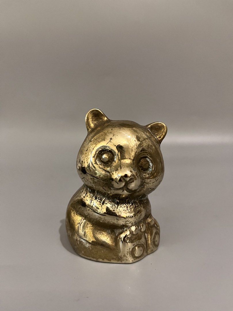 Vintage Brass Mini Teddy Bear (Category: Other Home Decor) located in Taguig. Submitted by frank63studio (Listing ID 1467840263, Image 1). Description: Vintage Brass Mini Teddy Bear 1,250php hollow but heavy 2" x 1.7" x 2.8" .
