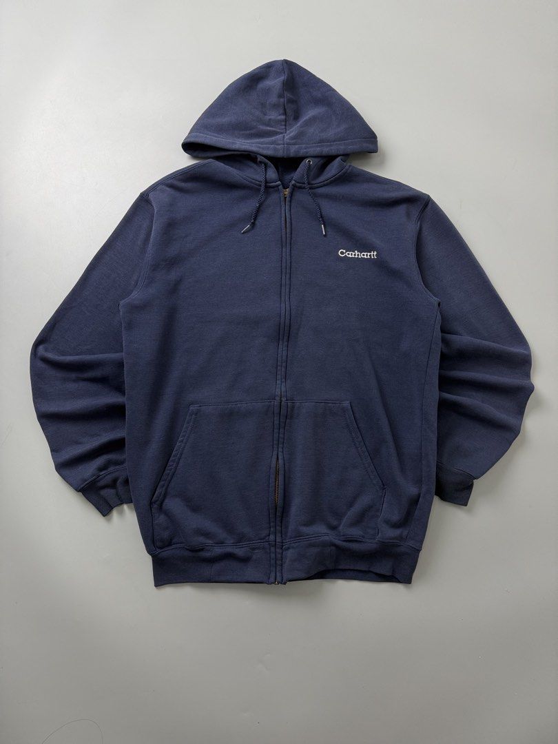 Vintage carhartt (Category: Coats, Jackets and Outerwear) located in Pila. Submitted by villanueva80826 (Listing ID 1467976674, Image 1). Description: Vintage Carhartt Size:large •Width:22.5 •Length:27.5 •Condition:7/10 •Color rate:9/10 Mine:480 +Shipping fee Issue:sign of usage like pinhole distressed on ribbings missing puller dot bleach stain Still in good condition Still wearable .