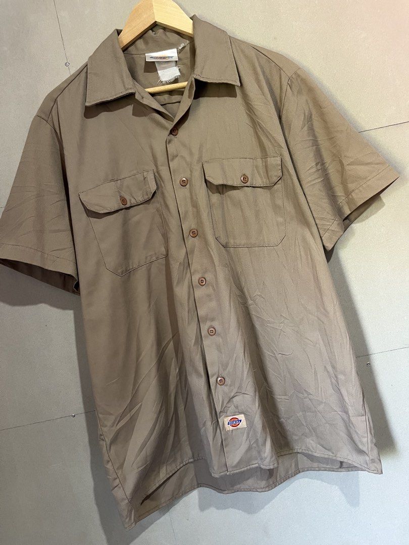 Vintage Dickies 1574 Khaki Workshirt script tag (Category: Tshirts & Polo Shirts ) located in Manila. Submitted by rhaldstsh.ph (Listing ID 1468003321, Image 2). Description: Vintage Dickies 1574 Khaki Workshirt script tag W: 24 L: 30 Excellent Condition Price: 650🏷️ 📩 DM TO CLAIM 📍DAVAO CITY ✈️ SHIPPING NATIONWIDE.
