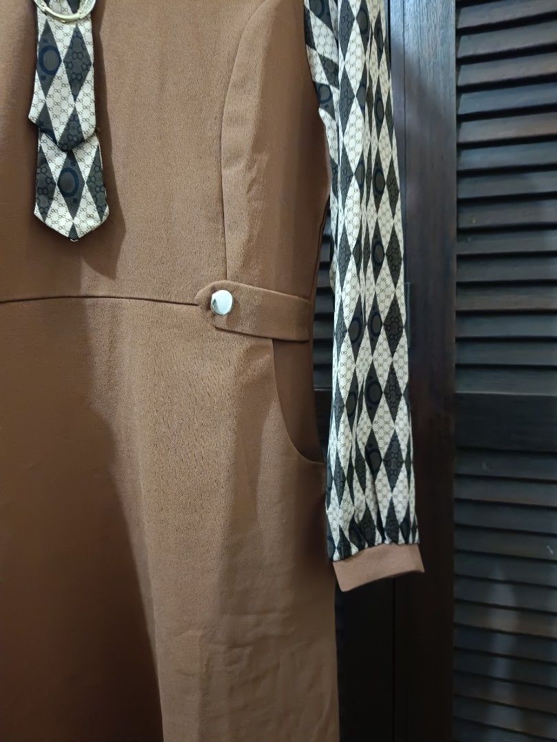 Vintage Dress Brown (Category: Dresses) located in Manila. Submitted by byjrb (Listing ID 1468035511, Image 3). Description: 🛍️ Brand-new items from SHEIN, Emery Rose, Zaful & more! Size : Small To Medium 📦 Shipping: LBC / J&T / Lalamove 💸 MOP: GCash / BPI only DM for inquiries! 💌.