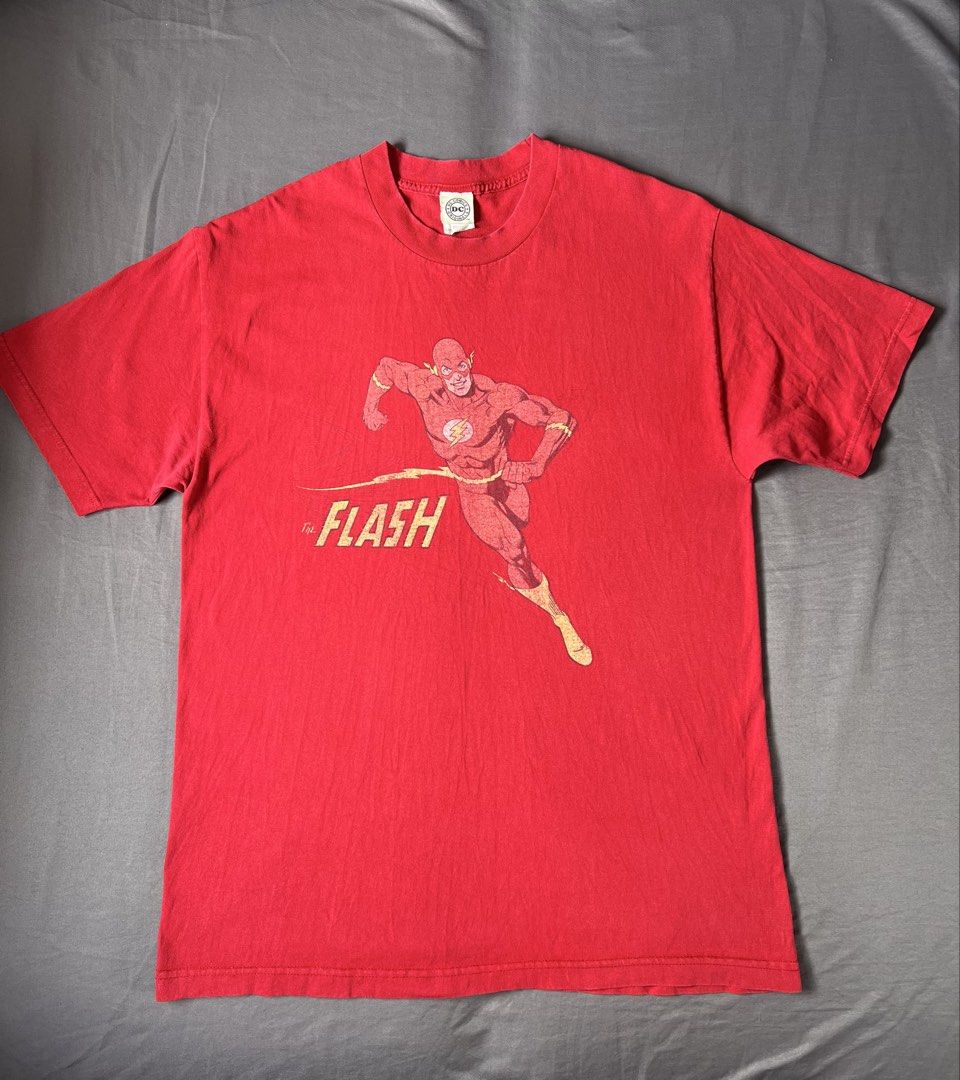 Vintage Flash shirt (Category: Tshirts & Polo Shirts ) located in Batangas. Submitted by thegudoldays (Listing ID 1467869322, Image 1). Description: Available !!! Vintage flash tee AAA tag size large on tag Dimes 21" x 31" ₱850 only.